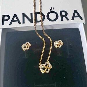 Pandora Gold Heart Infinity with earrings/set